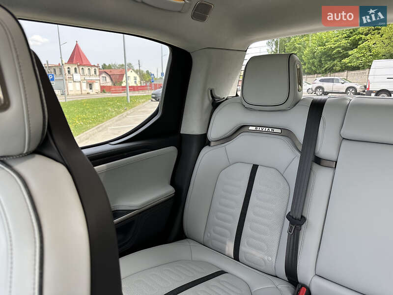 Пикап Rivian R1T 2023 в Виннице