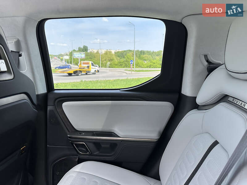 Пикап Rivian R1T 2023 в Виннице