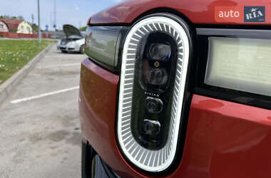 Пикап Rivian R1T 2023 в 