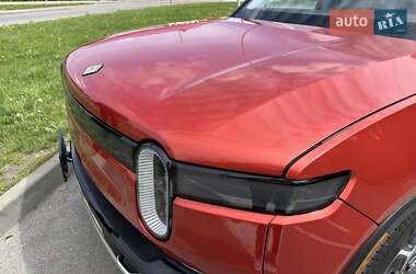 Пикап Rivian R1T 2023 в 