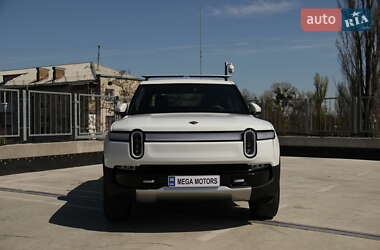 Пікап Rivian R1T 2022 в 