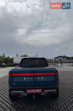 Пікап Rivian R1T 2022 в 