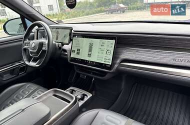 Пікап Rivian R1T 2022 в 