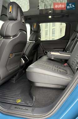 Пікап Rivian R1T 2022 в 
