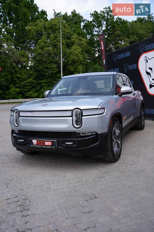 Пікап Rivian R1T 2022 в 