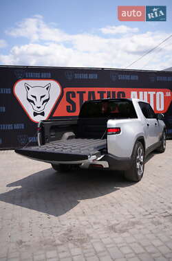 Пікап Rivian R1T 2022 в 