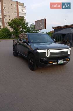 Пікап Rivian R1T 2022 в 