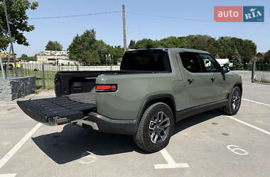 Пікап Rivian R1T 2022 в 