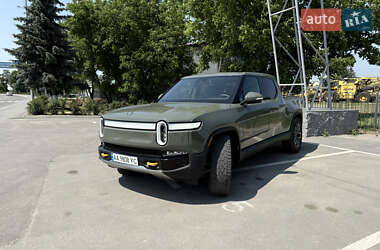 Пікап Rivian R1T 2022 в 