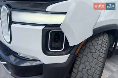 Пикап Rivian R1T 2023 в 