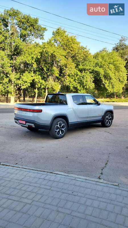 Пікап Rivian R1T 2022 в Кропивницькому