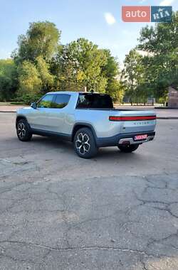 Пикап Rivian R1T 2022 в 