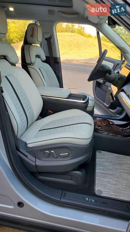 Пікап Rivian R1T 2022 в Кропивницькому