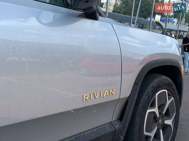 Пікап Rivian R1T 2023 в Києві