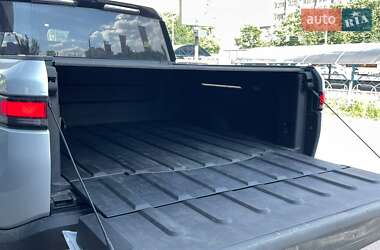 Пикап Rivian R1T 2023 в 