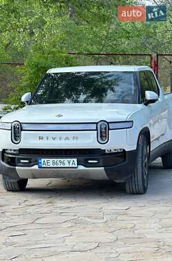 Пикап Rivian R1T 2022 в 
