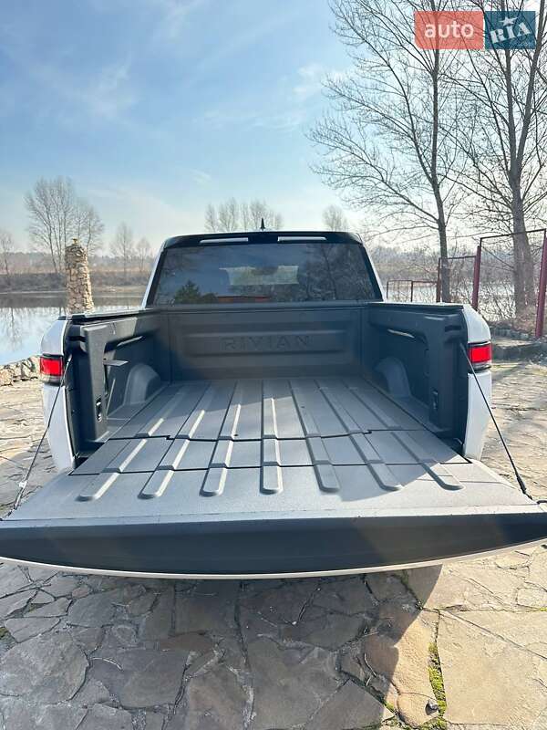 Пікап Rivian R1T 2022 в Дніпрі