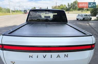 Пикап Rivian R1T 2022 в 