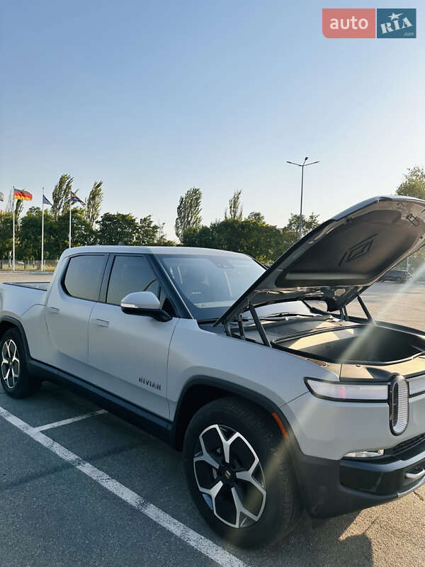 Пікап Rivian R1T 2024 в Дніпрі