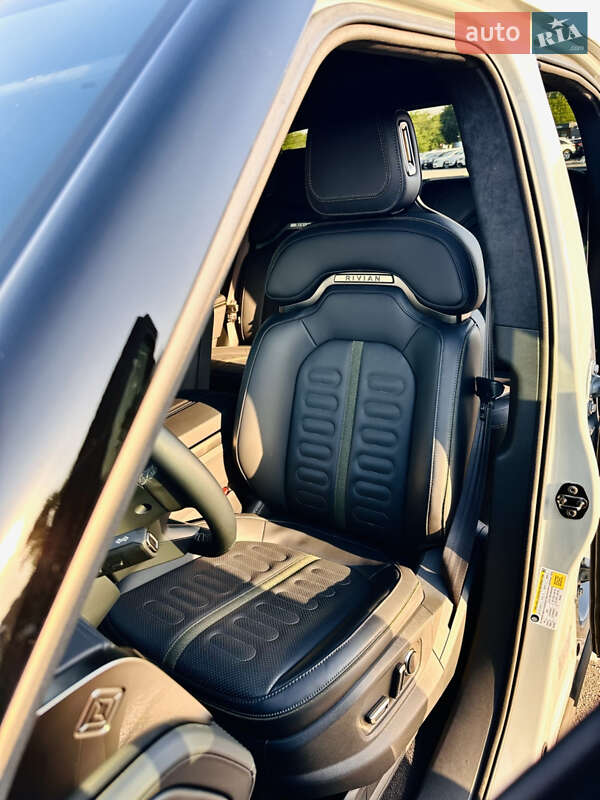 Пікап Rivian R1T 2024 в Дніпрі