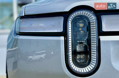Пікап Rivian R1T 2022 в 