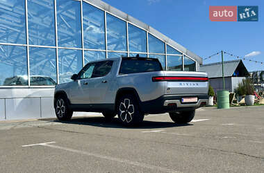 Пікап Rivian R1T 2022 в 