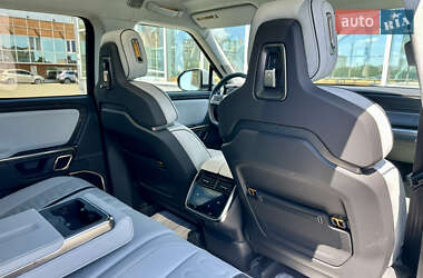 Пікап Rivian R1T 2022 в 