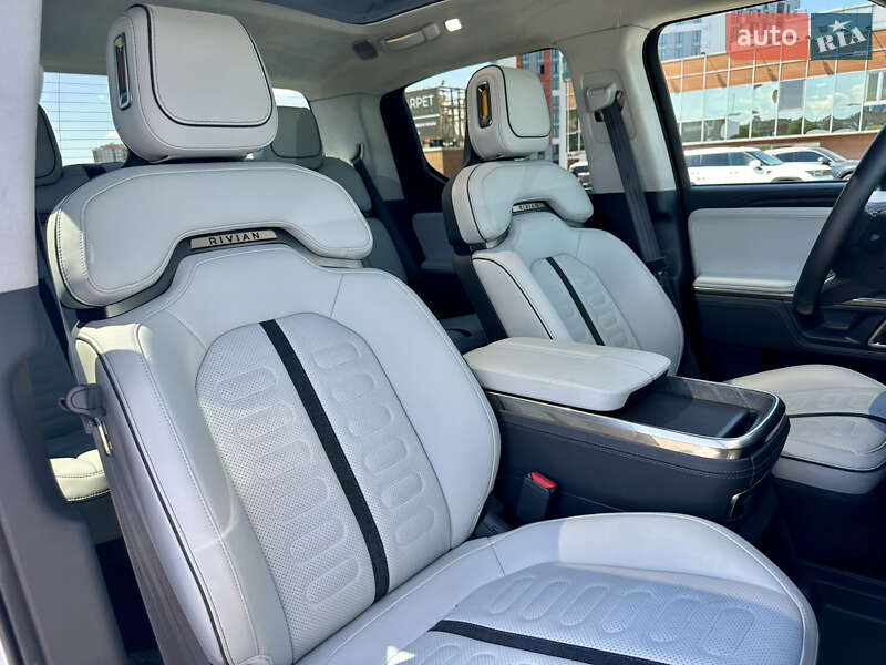 Пікап Rivian R1T 2022 в Києві