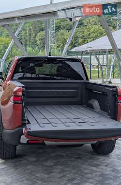 Пікап Rivian R1T 2023 в 