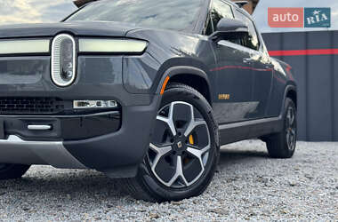 Пікап Rivian R1T 2022 в 
