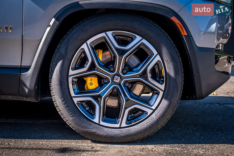 Пикап Rivian R1T 2022 в Киеве фото 17 Пикап Rivian R1T 2022 в Киеве
