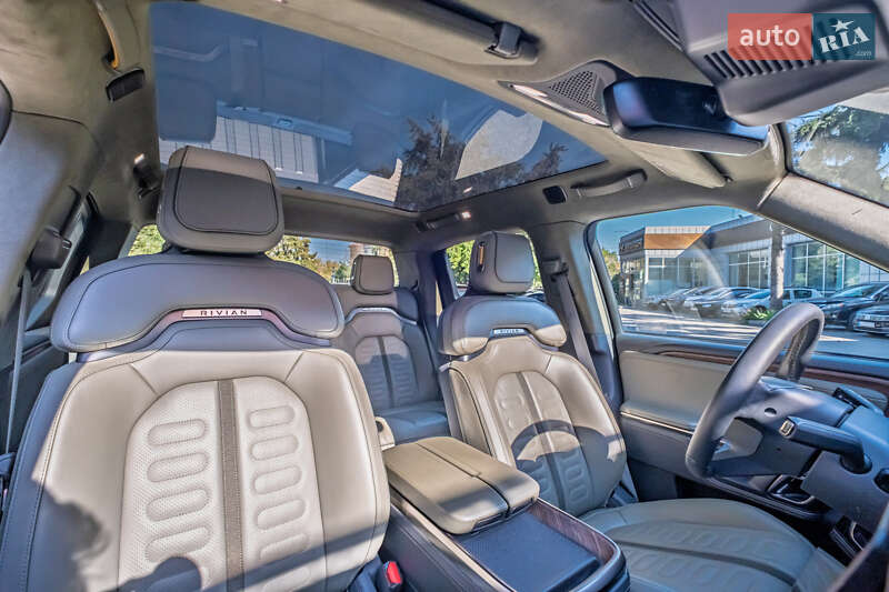Пикап Rivian R1T 2022 в Киеве фото 29 Пикап Rivian R1T 2022 в Киеве