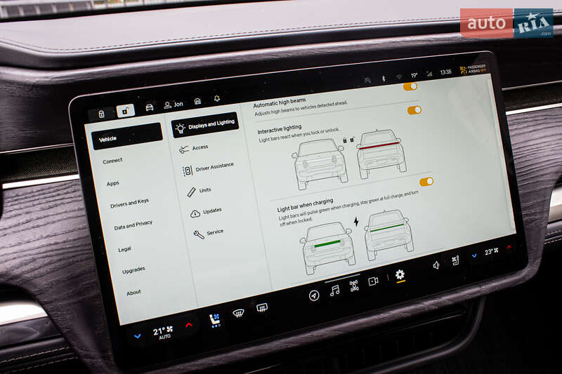 Пікап Rivian R1T 2023 в Львові