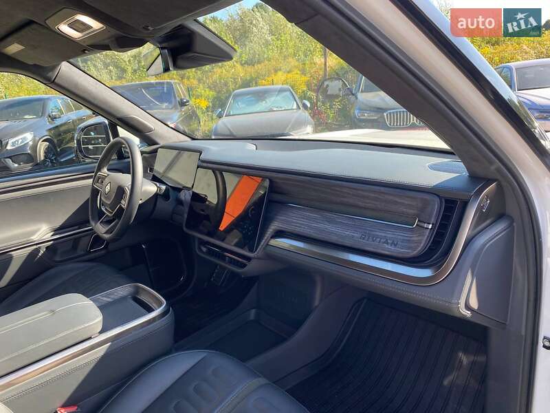 Пикап Rivian R1T 2022 в Львове