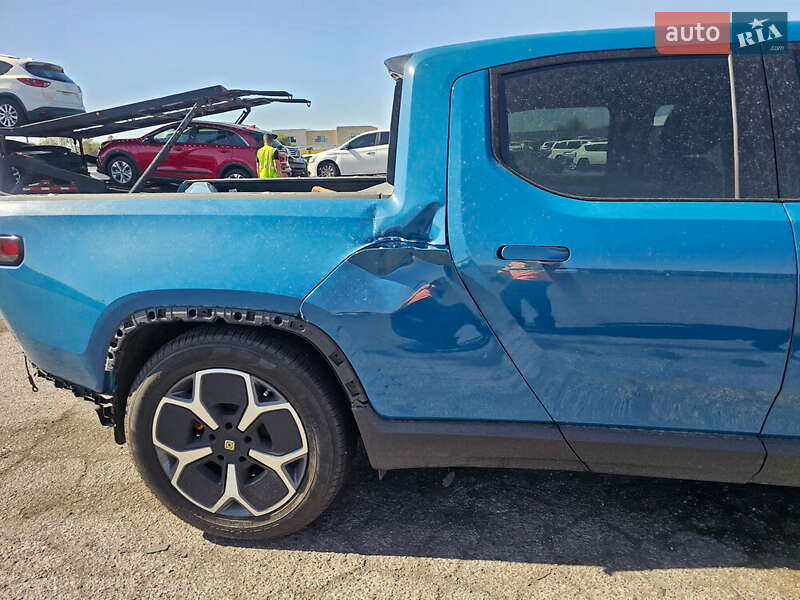 Пикап Rivian R1T 2023 в Ирпене