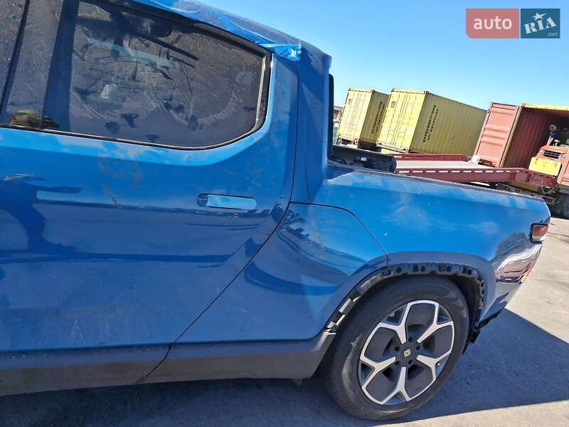 Пикап Rivian R1T 2023 в Ирпене