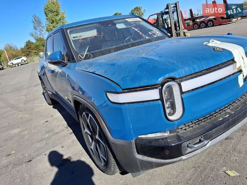 Пикап Rivian R1T 2023 в Ирпене