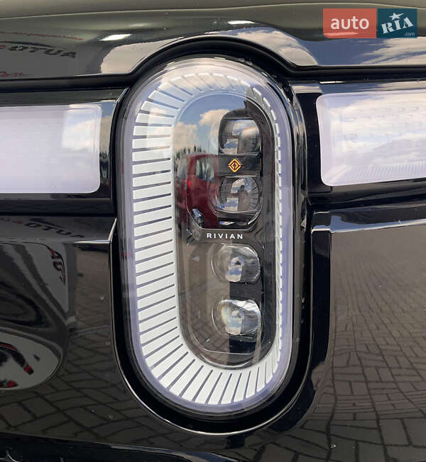 Пикап Rivian R1T 2022 в Львове