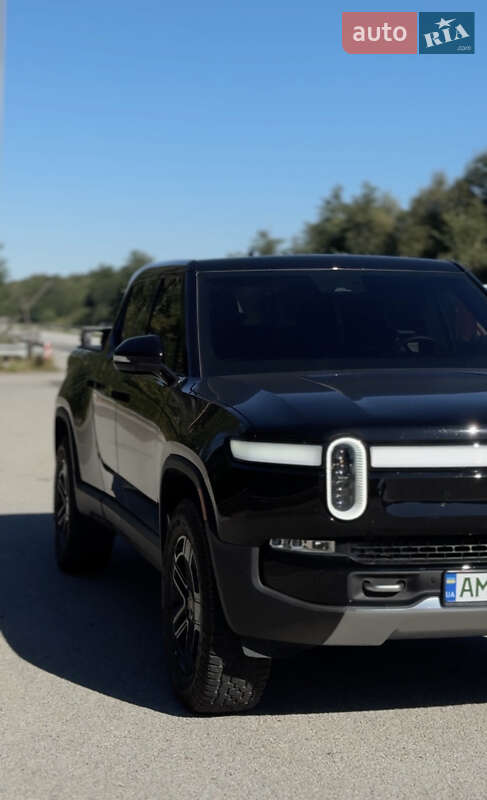Пикап Rivian R1T 2024 в Коростышеве