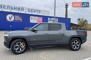 Пікап Rivian R1T 2022 в  фото 5 Пікап Rivian R1T 2022 в