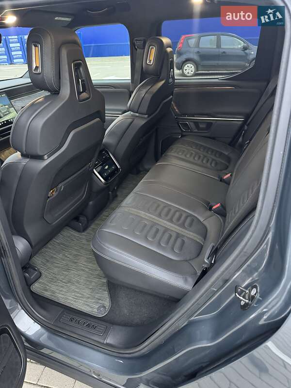 Пикап Rivian R1T 2022 в Нововолынске фото 17 Пикап Rivian R1T 2022 в Нововолынске