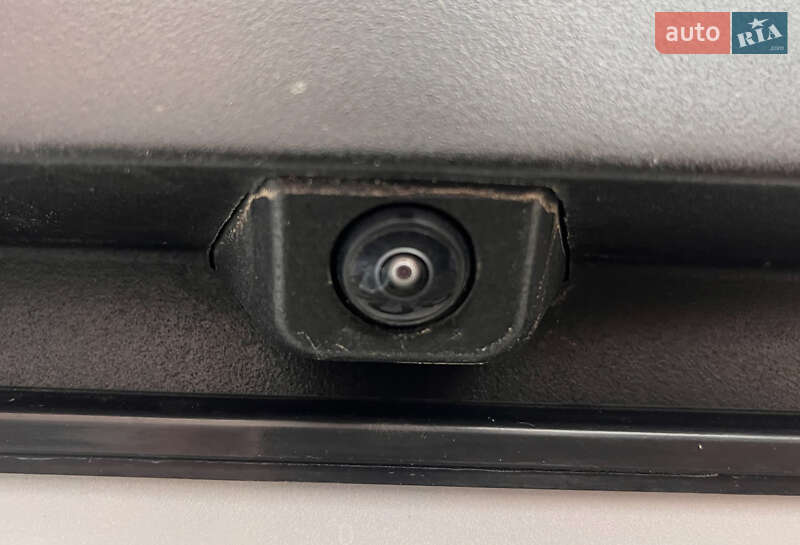 Пікап Rivian R1T 2022 в Львові