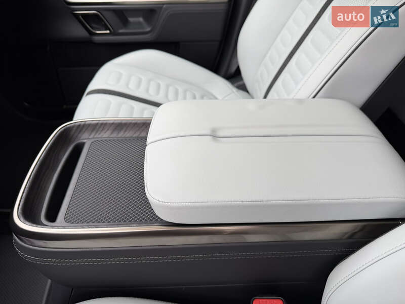 Пікап Rivian R1T 2022 в Львові