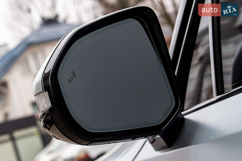 Пикап Rivian R1T 2023 в Львове