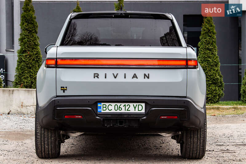 Пикап Rivian R1T 2023 в Львове