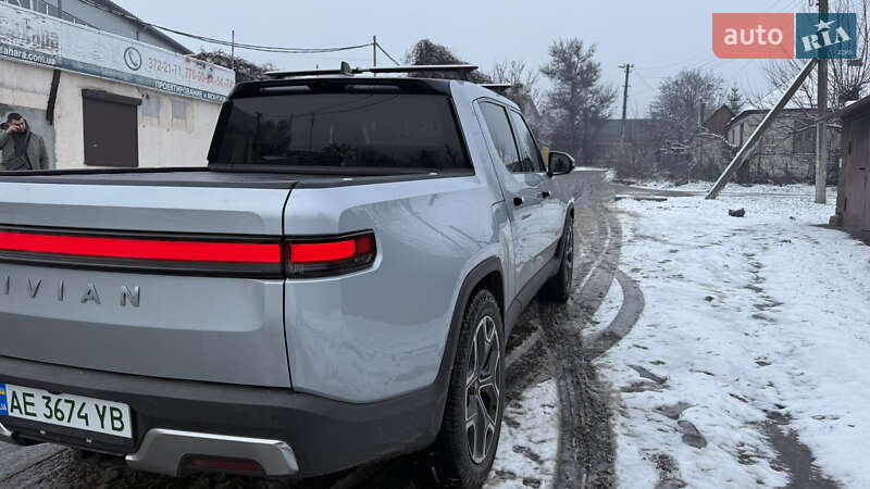 Пікап Rivian R1T 2023 в Дніпрі фото 5 Пікап Rivian R1T 2023 в Дніпрі
