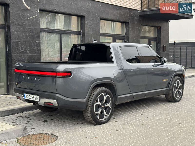 Внедорожник / Кроссовер Rivian R1T 2023 в Ужгороде