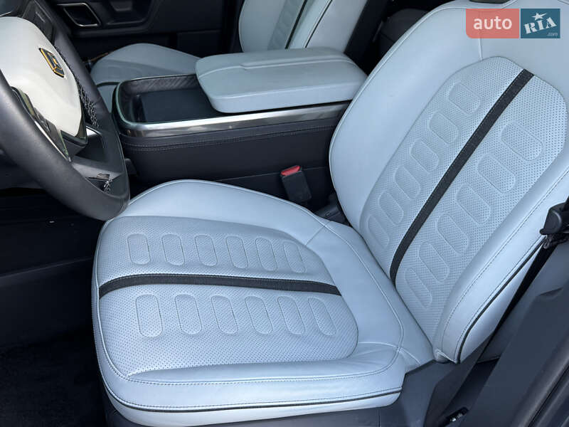 Внедорожник / Кроссовер Rivian R1T 2023 в Ужгороде