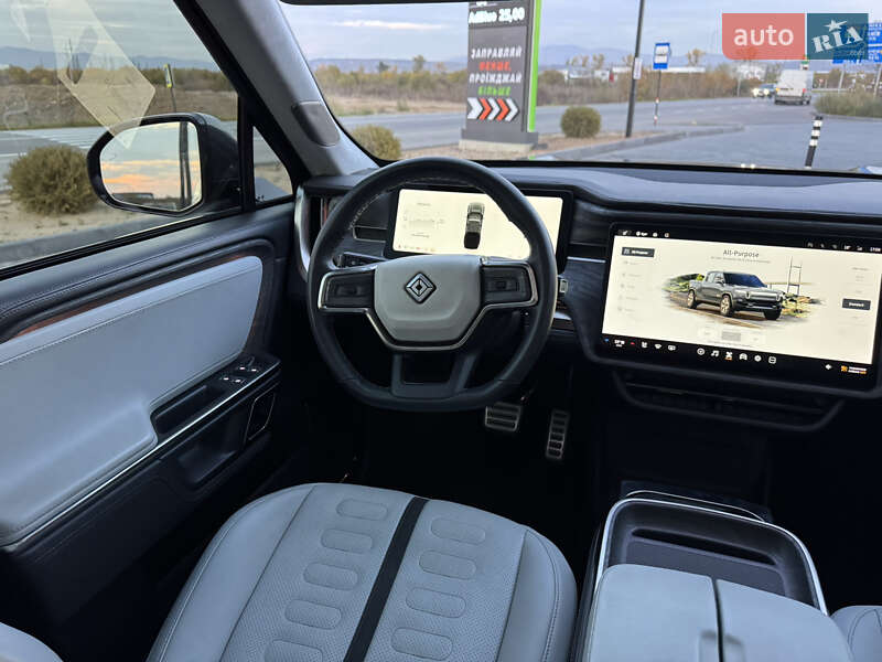 Внедорожник / Кроссовер Rivian R1T 2023 в Ужгороде