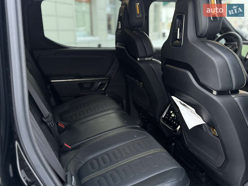 Пикап Rivian R1T 2024 в Коростышеве